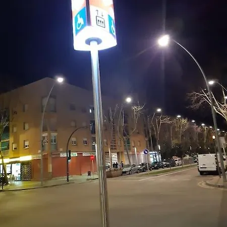 公寓 Gran Apartamento Cerca Del Aeropuerto *